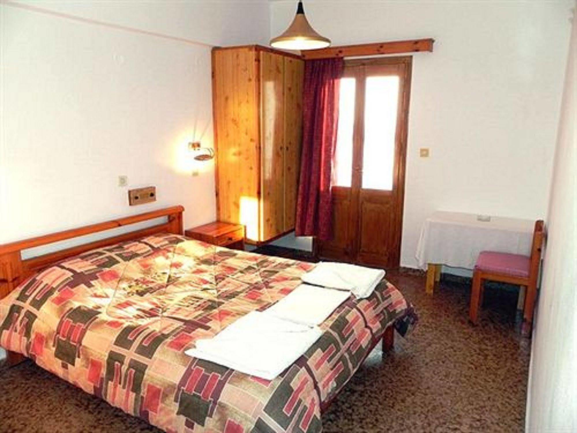 Afroditi Hotel マスーリー エクステリア 写真